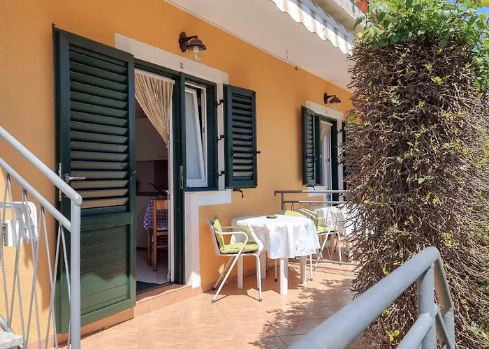 Alma Two Appartement *