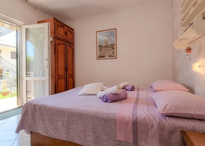 Appartement Alma Two *